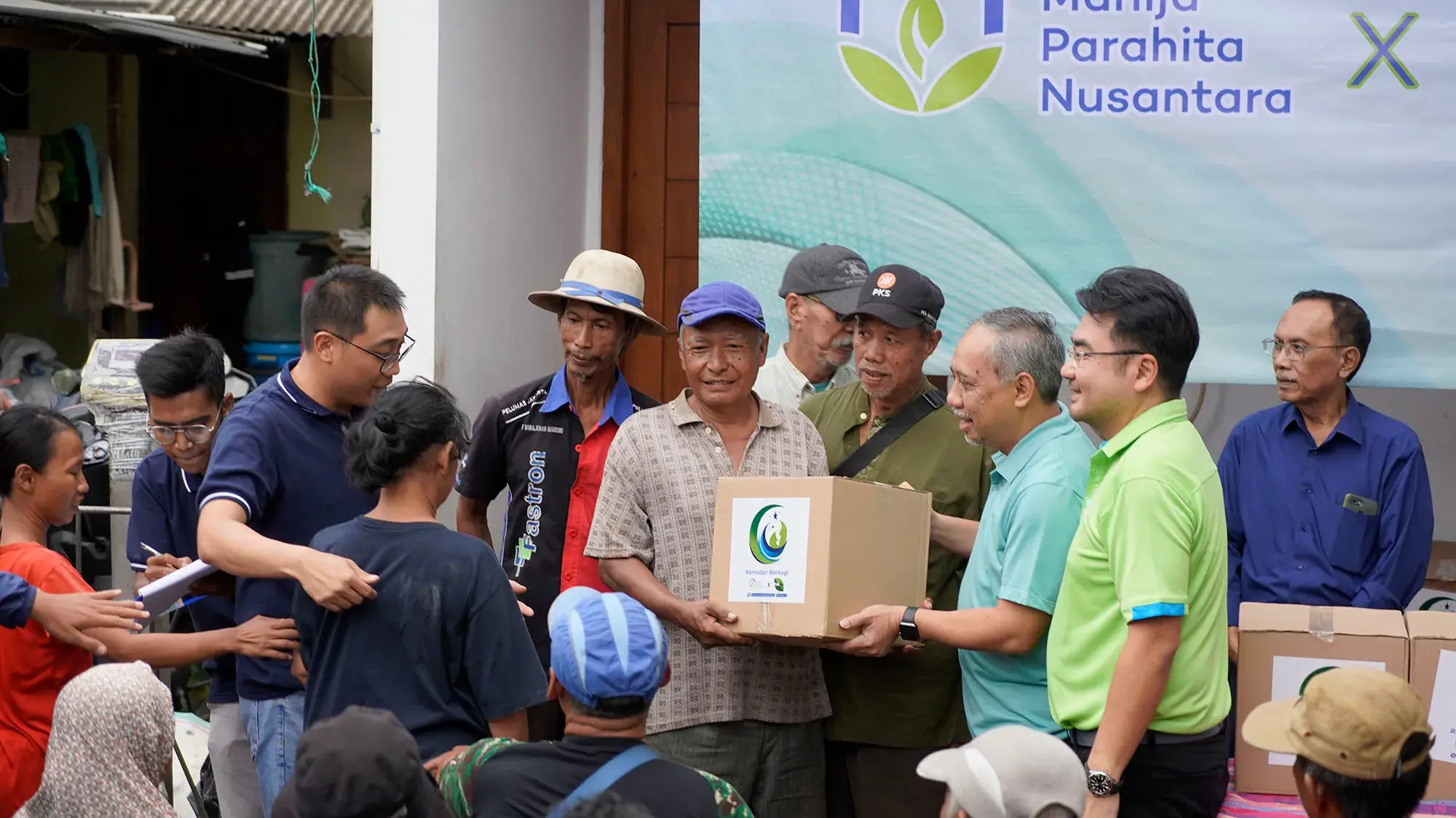 Yayasan Mahija Parahita Nusantara bersama Frestea Lanjutkan Komitmen Untuk Dukung Pahlawan Daur Ulang 1 yayasan mahija parahita nusantara