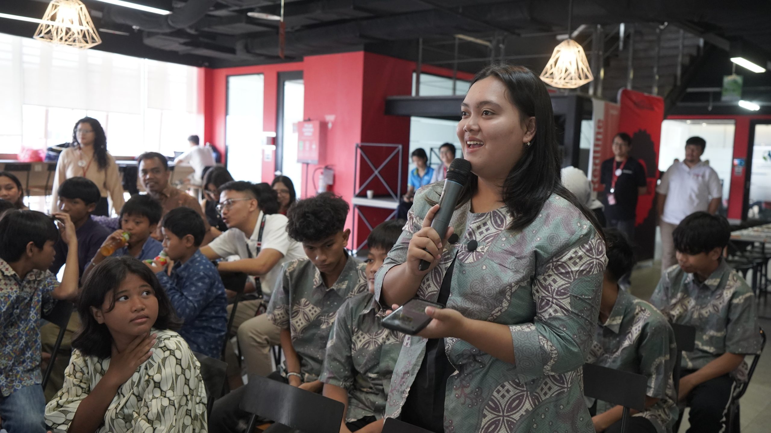 CCEP Menyapa: Nurturing Dreams Through Inspiration and Creativity 5 Yayasan Mahija parahita nusantara