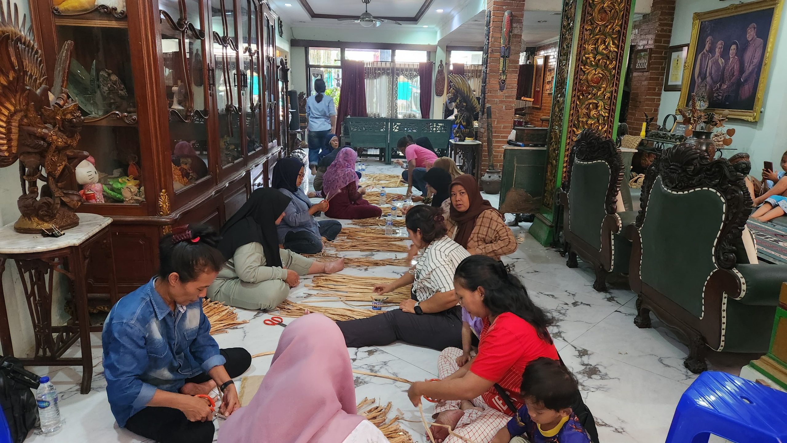 Bangun Semangat Berdaya Pekerja Sampah, Pengolahan Sampah Organik Ditargetkan Jadi Keterampilan Baru 4 Yayasan Mahija parahita nusantara