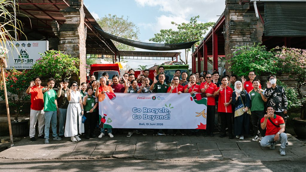 CCEP Indonesia Gandeng M Mart, Ajak Konsumen Pilah Sampah 1 Yayasan Mahija parahita nusantara